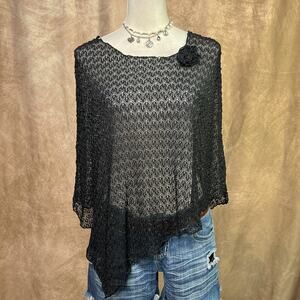 Crochet Knit Poncho Shawl Asymmetrical Hem Black Open Diamond Floral Applique